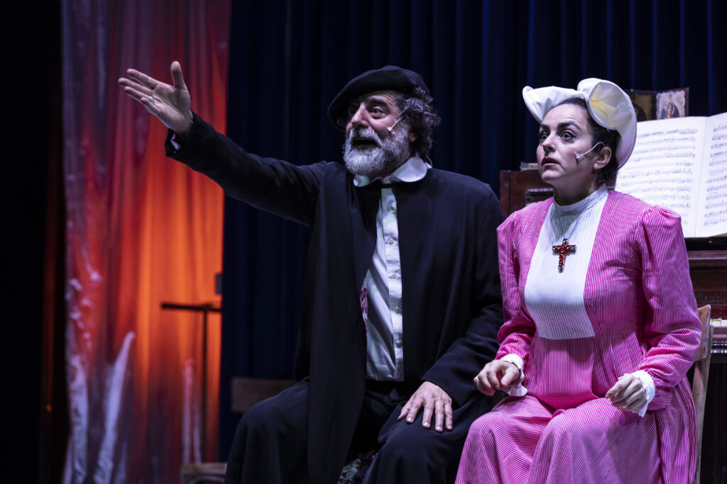 Ente Teatro Cronaca